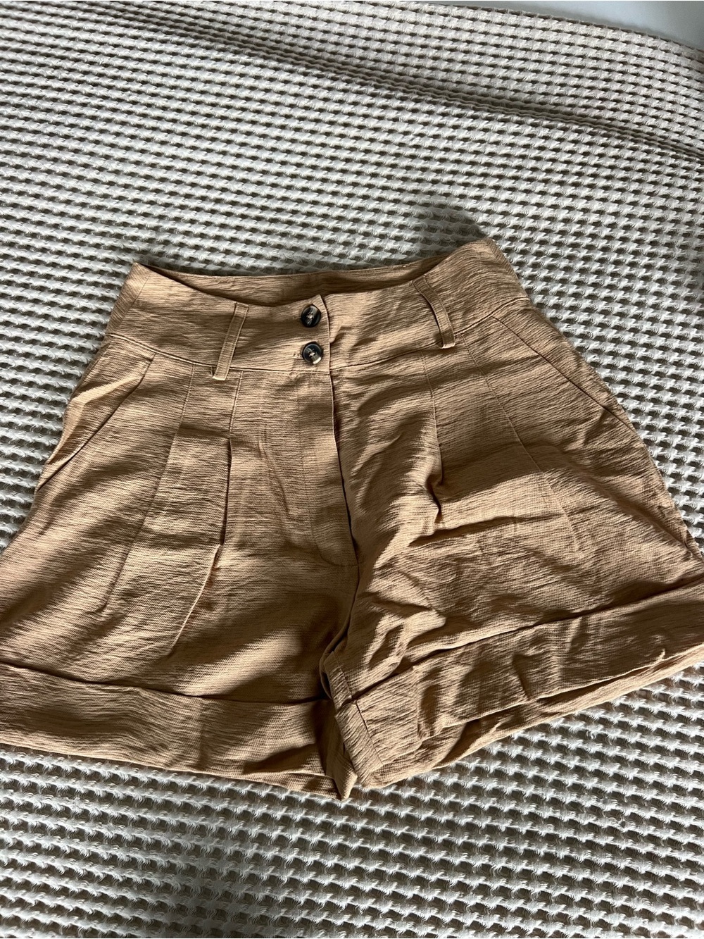Primark Tan High-Waist Pleated Cuffed Shorts